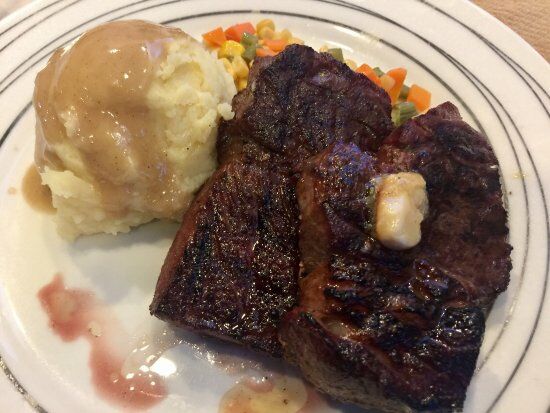 Hogs & Cattle Steakhouse